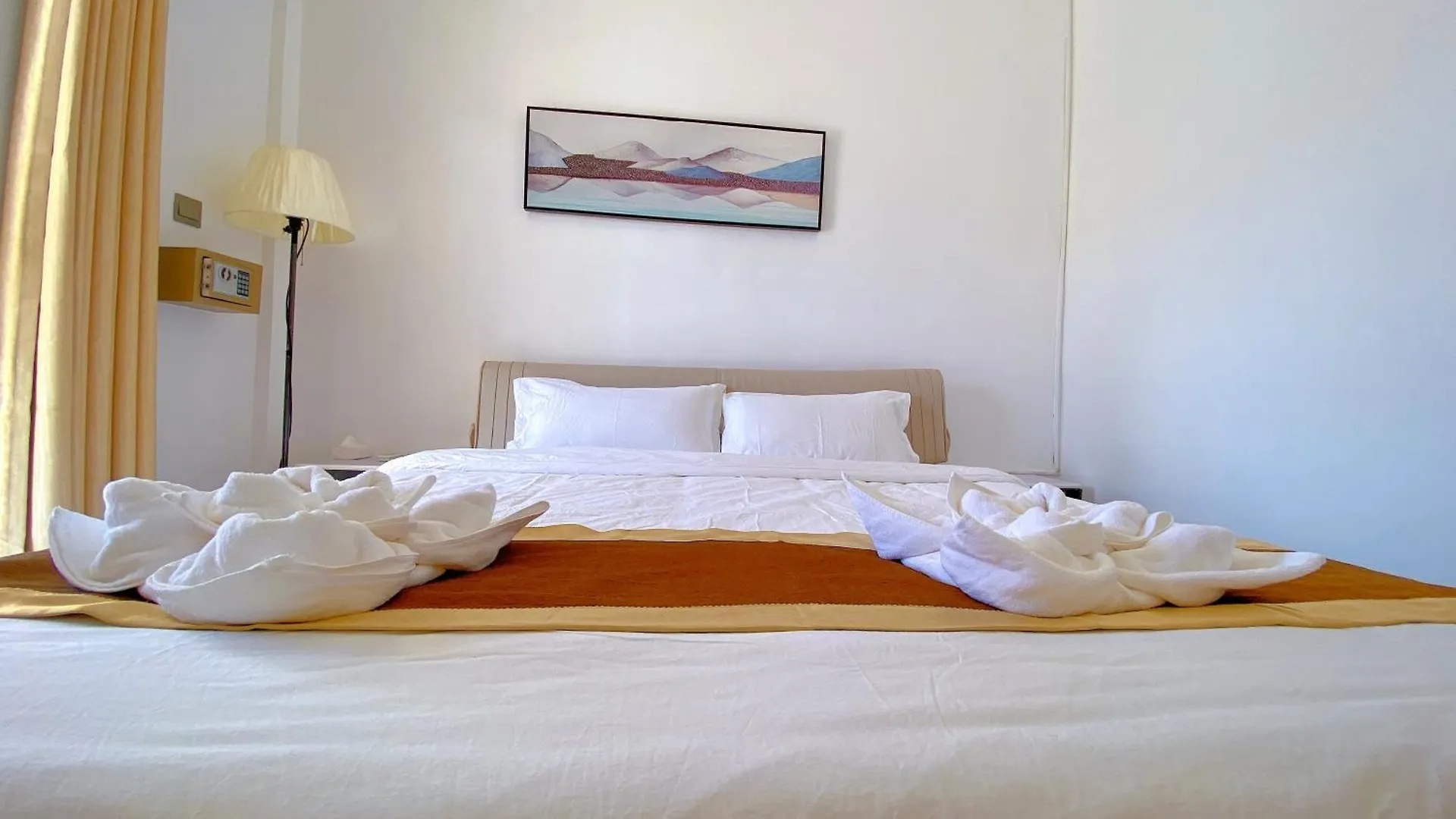 Green Mango Resort Danao  Hotel