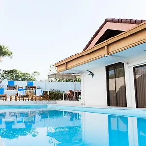 Bed & Breakfast Backpackers Place In Seaviewhills Bohol